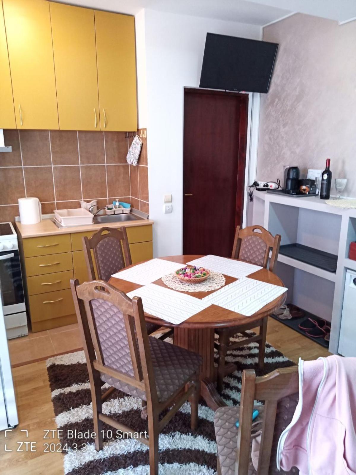 Apartmani Kris Zlatibor Buitenkant foto