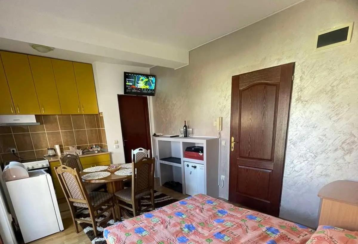 Apartmani Kris Zlatibor Buitenkant foto